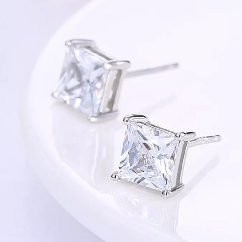 7mm SQUARE STUD STERLING SILVER EARRING - Picture 5 of 6